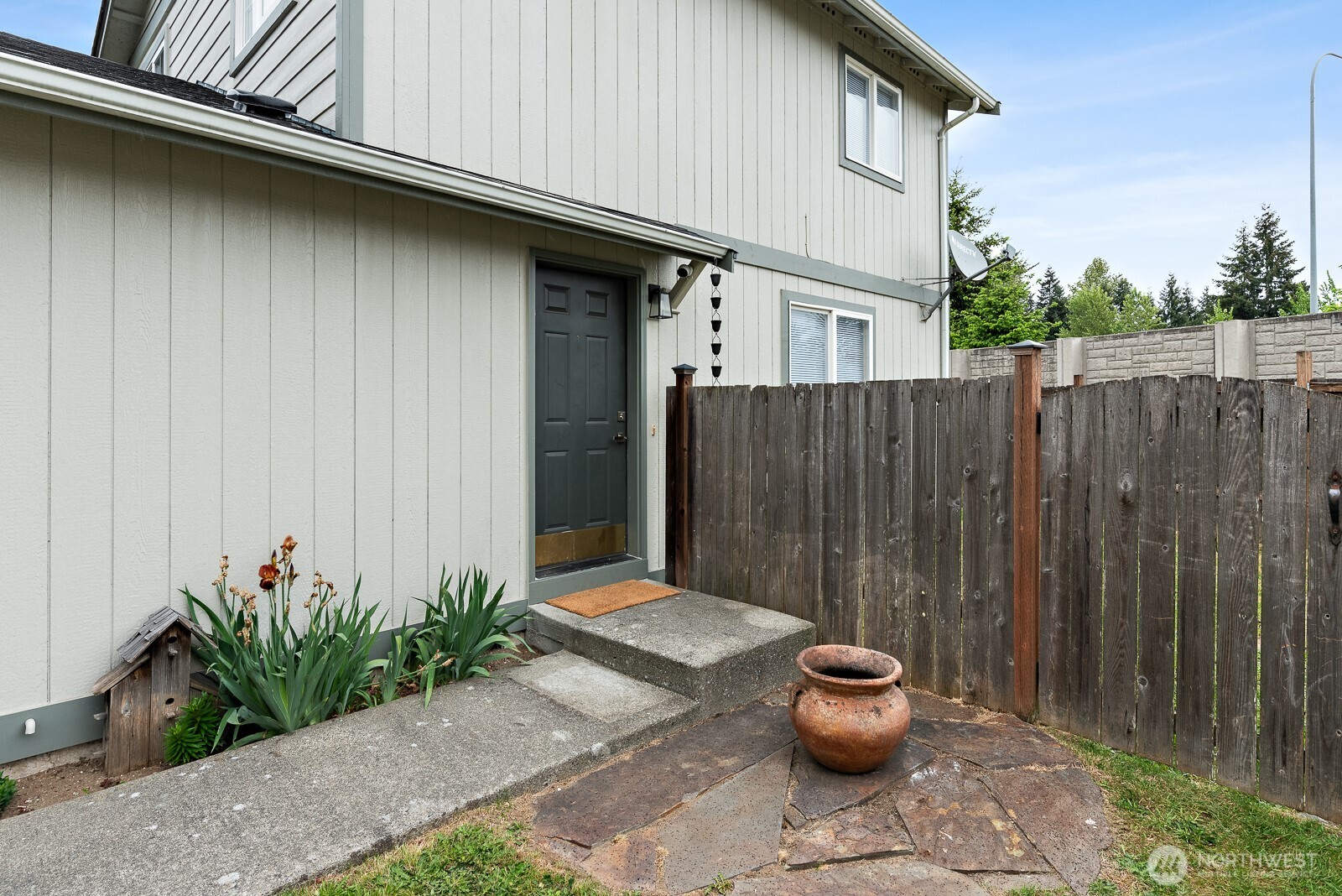 17623 29th Ave NE