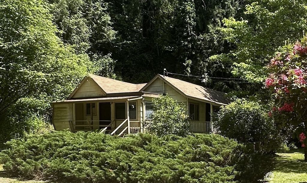 Photo of 22504 Dorre Don Way SE, Maple Valley, WA 98038 (MLS # 2386620)