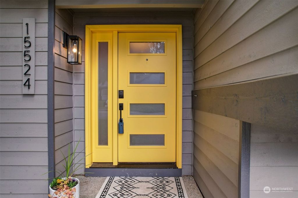 Photo of 15524 SE 179th Street, Renton, WA 98058 (MLS # 2212011)