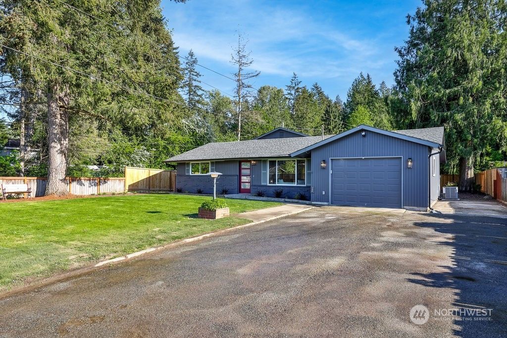 Photo of 10625 SE 244th Street, Kent, WA 98030 (MLS # 2236029)