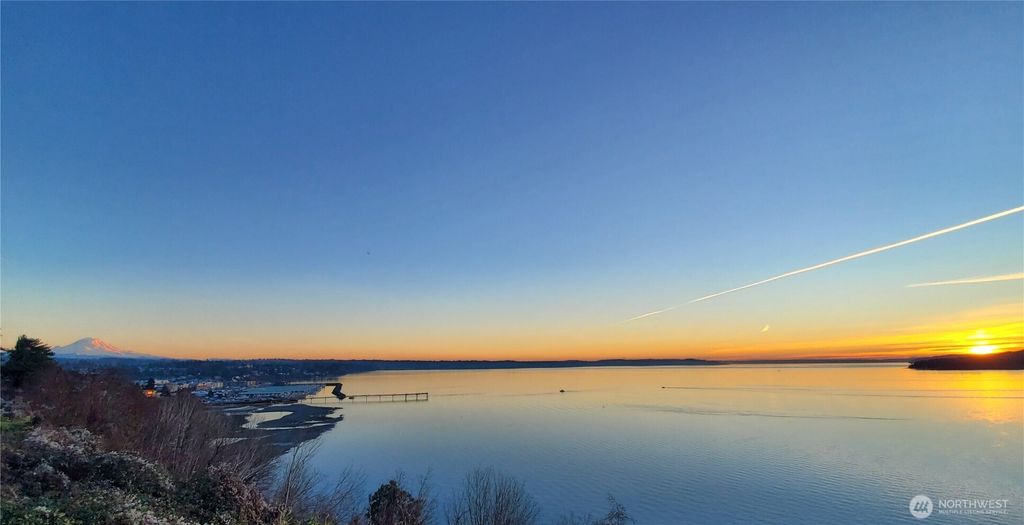 Photo of 21553 1st Court S, Normandy Park, WA 98198 (MLS # 2496547)