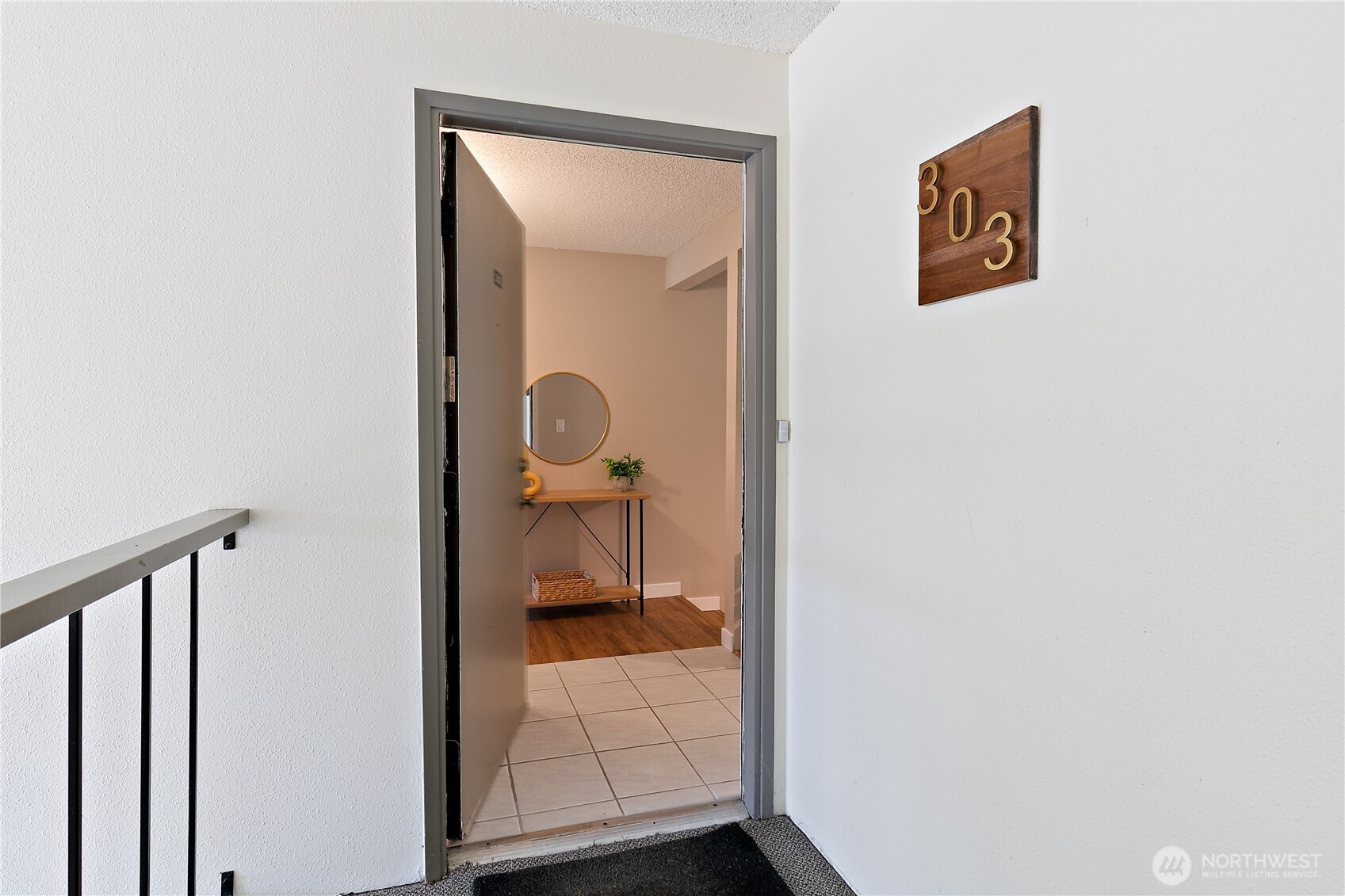 4647 W Lake Sammamish Pkwy SE E303