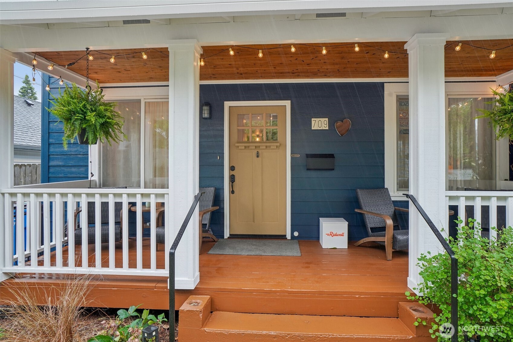 709 W 24th Street