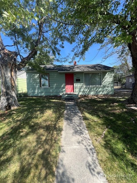Photo of 345 W Ridge Road, Moses Lake, WA 98837 (MLS # 2394671)