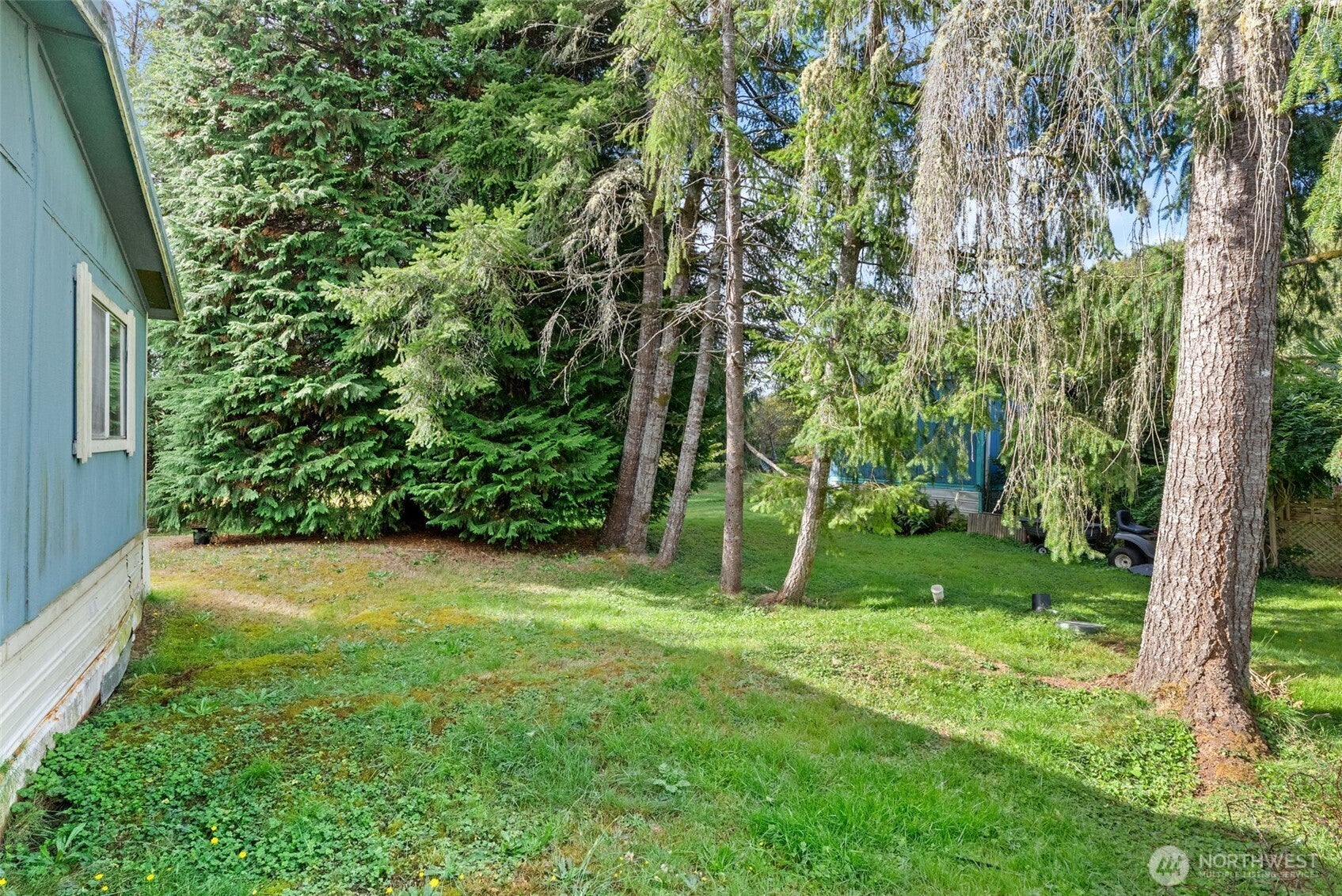 850 Crescent Street 53