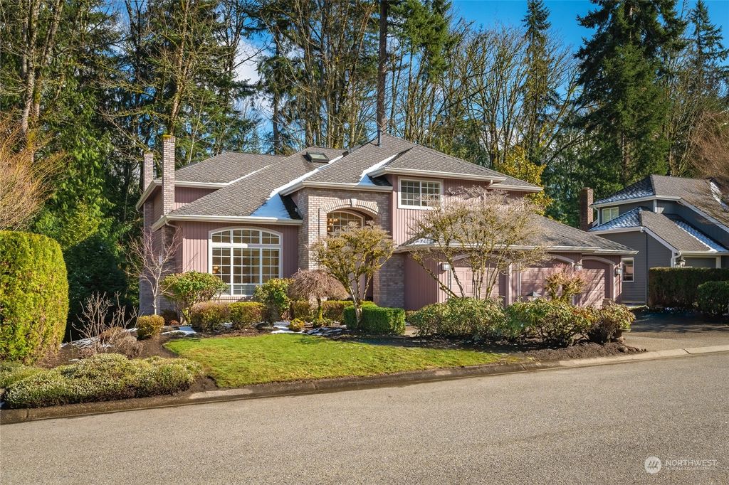 Photo of 5894 Mont Blanc Place NW, Issaquah, WA 98027 (MLS # 2202407)