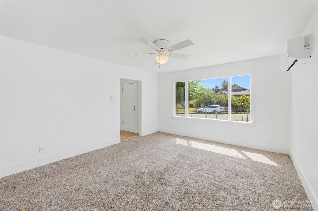 Photo of 1046 5th Street, Bremerton, WA 98337 (MLS # 2524151)