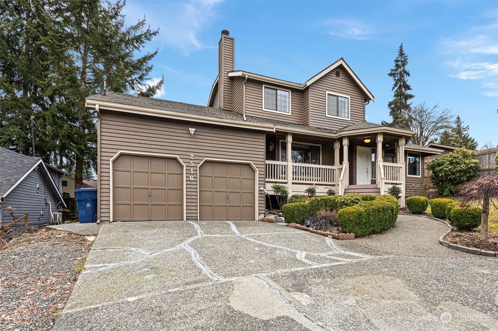 Photo of 2516 110th Street SE, Everett, WA 98208 (MLS # 2041652)