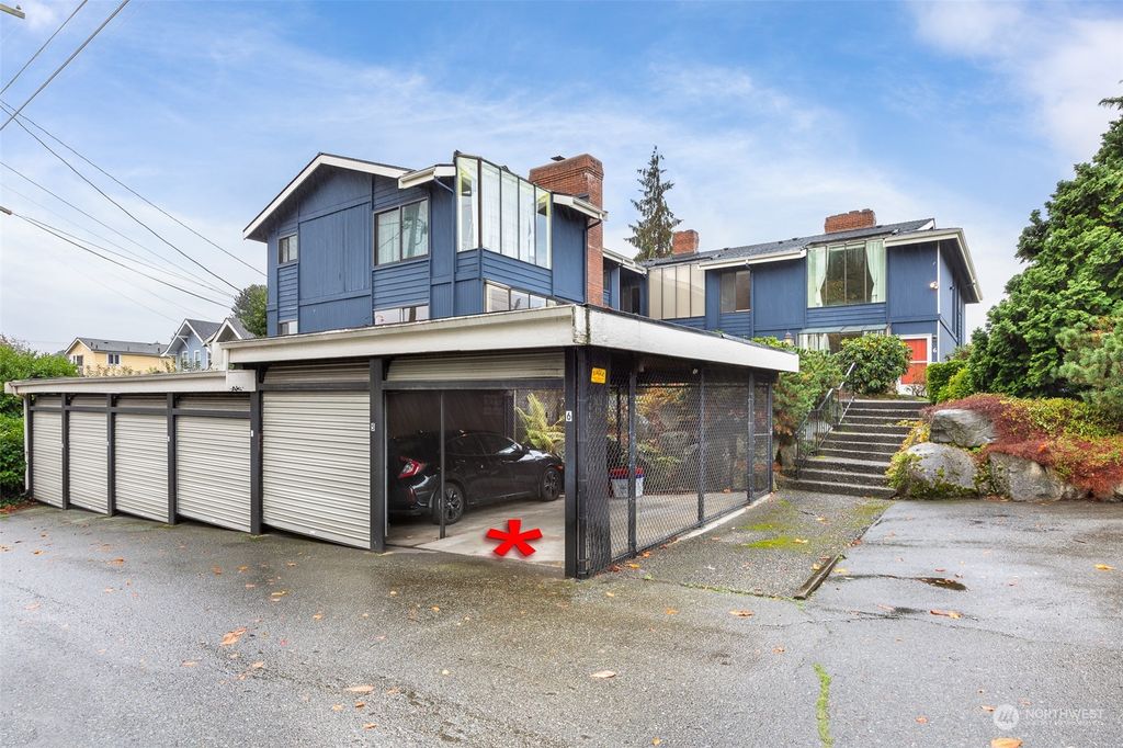 Photo of 3401 Oakes Avenue #6, Everett, WA 98201 (MLS # 2169894)