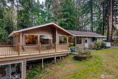 Photo of 38205 183rd Avenue SE, Auburn, WA 98092 (MLS # 2501984)