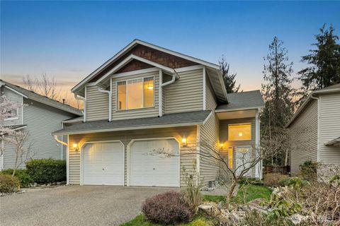 Photo of 711 123rd Avenue NE, Lake Stevens, WA 98258 (MLS # 2498101)