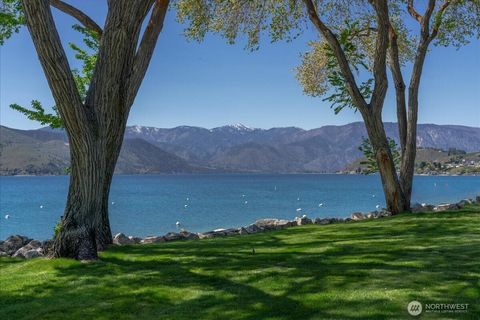Photo of 100 Lake Chelan Shores Drive #3-6, Chelan, WA 98816 (MLS # 2436451)