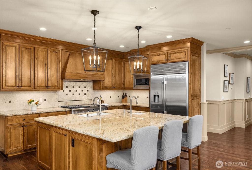 Photo of 10827 NE 108th Street, Kirkland, WA 98033 (MLS # 2429471)