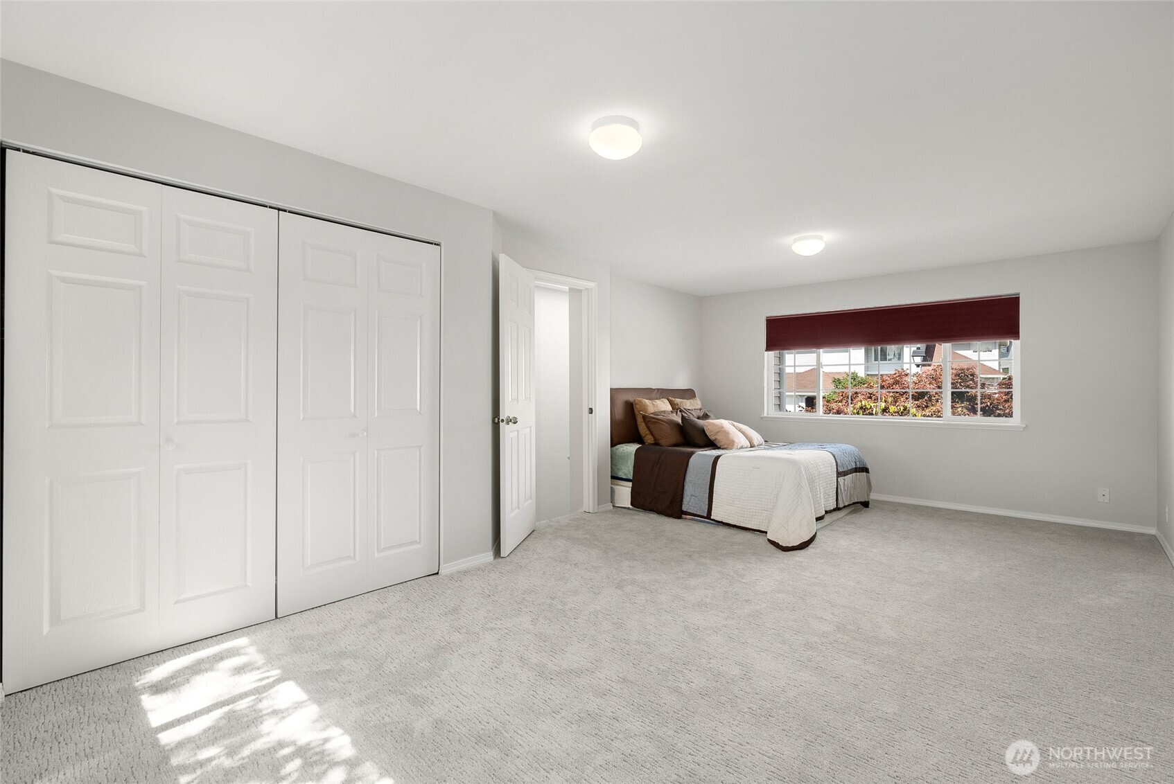 Renton, Washington 98055, United States, 5 Bedrooms Bedrooms, ,3 BathroomsBathrooms,Residential,Active,130216