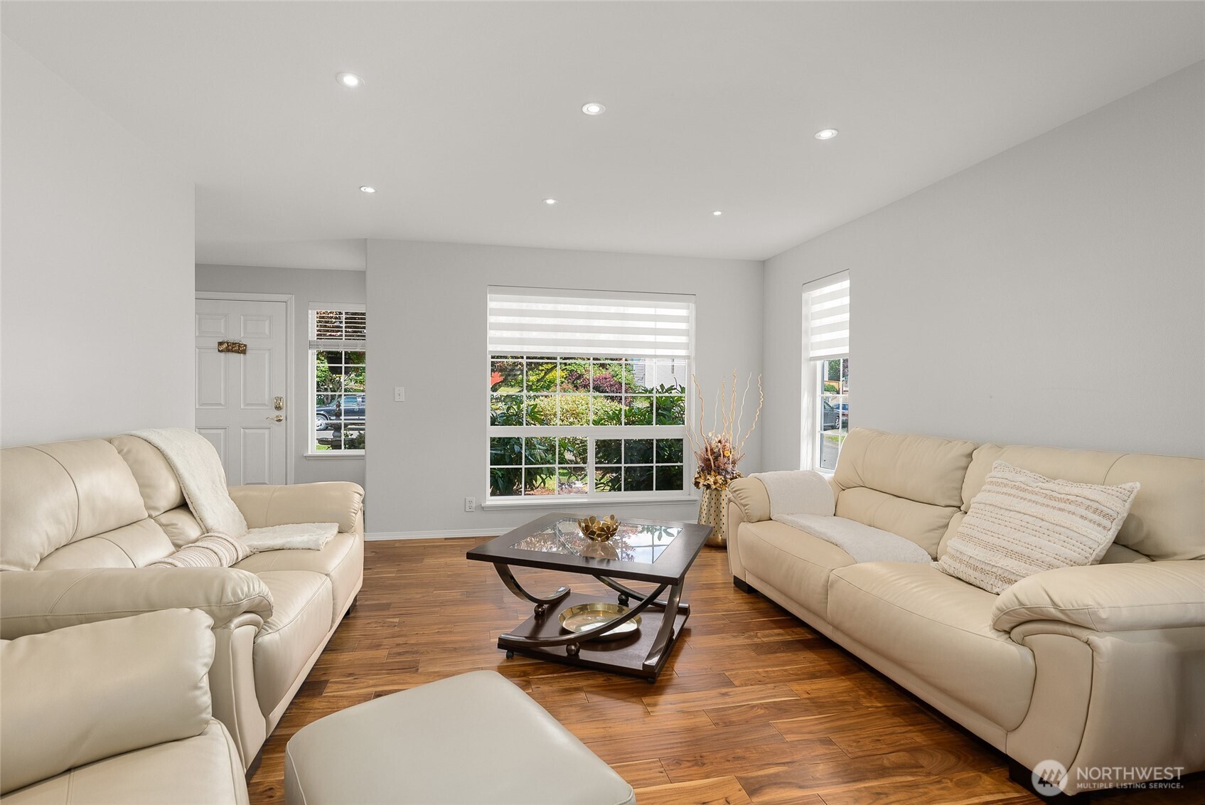 Renton, Washington 98055, United States, 5 Bedrooms Bedrooms, ,3 BathroomsBathrooms,Residential,Active,130216