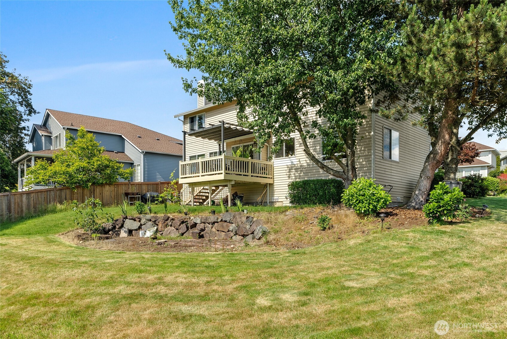 Renton, Washington 98055, United States, 5 Bedrooms Bedrooms, ,3 BathroomsBathrooms,Residential,Active,130216