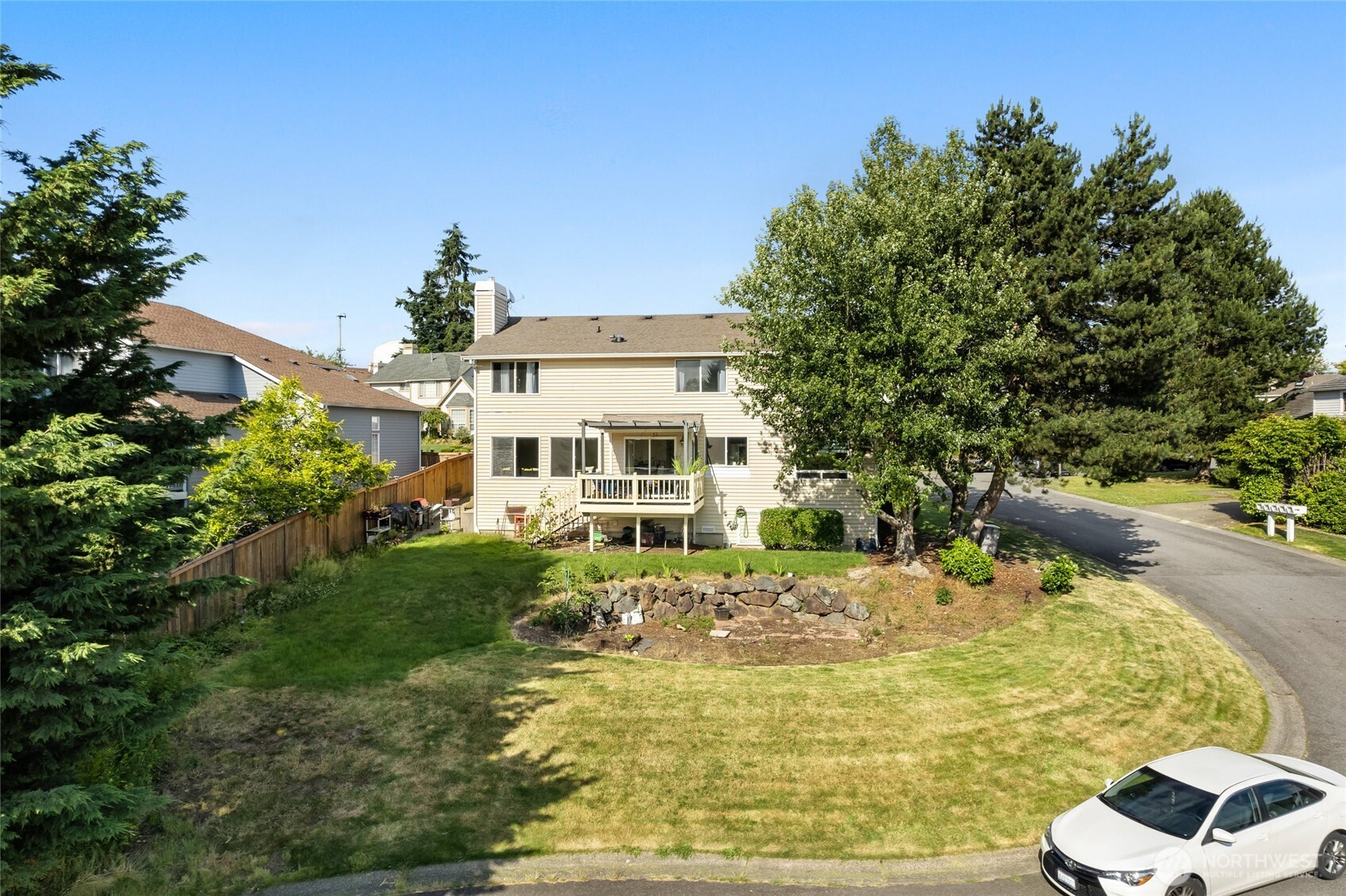 Renton, Washington 98055, United States, 5 Bedrooms Bedrooms, ,3 BathroomsBathrooms,Residential,Active,130216