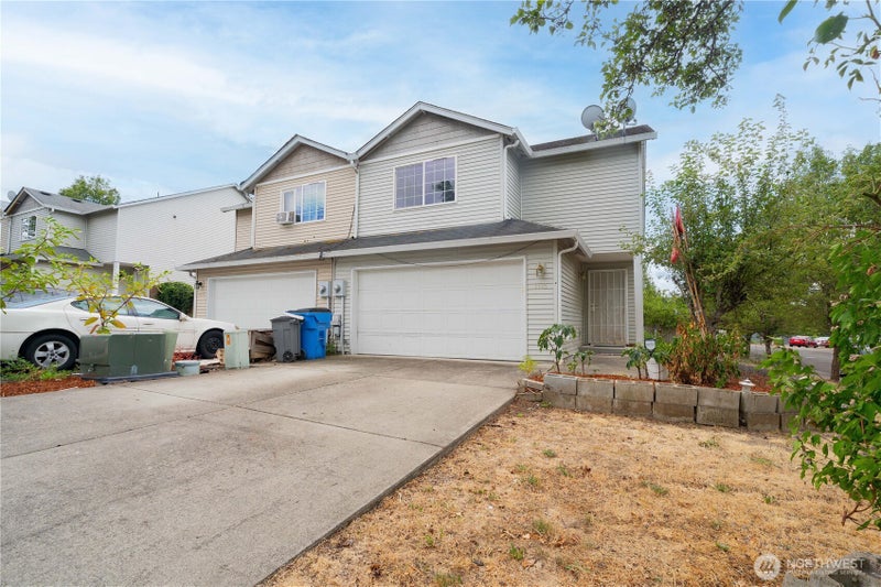 1115 W 33rd Way