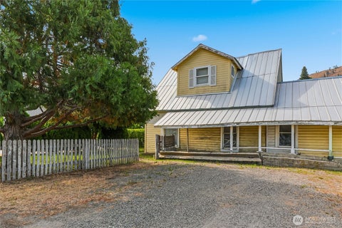 Photo of 5601 Airport Road, Cashmere, WA 98815 (MLS # 2555027)