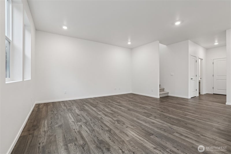 10734 188th Street E 1023