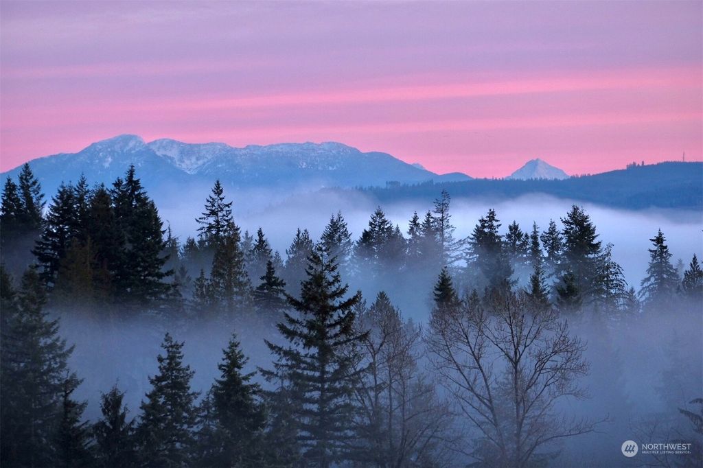 Photo of 23940 NE Greens Crossing Road, Redmond, WA 98053 (MLS # 2285484)