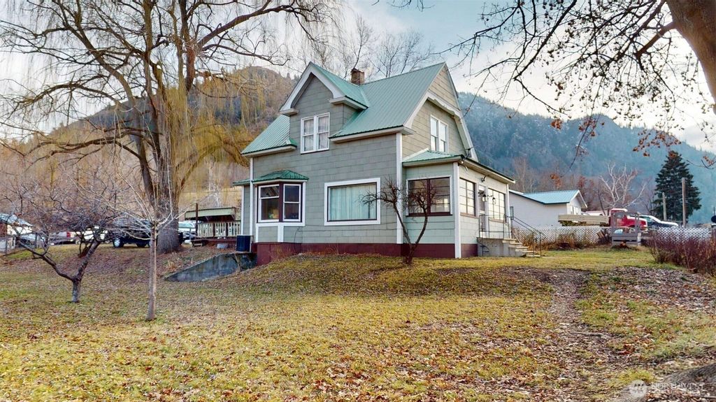 Photo of 10 Bighorn Dr Dr, Loomis, WA 98827 (MLS # 2467921)