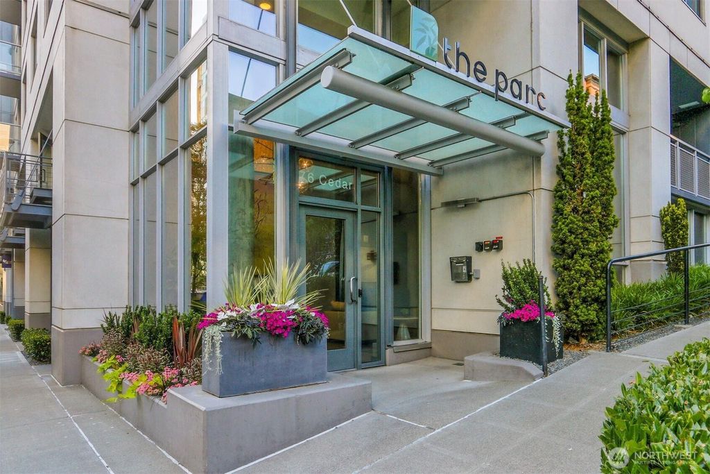 Photo of 76 Cedar Street #808, Seattle, WA 98121 (MLS # 2495537)