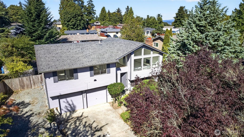 Photo of 4524 S 256th Place, Kent, WA 98032 (MLS # 2584095)