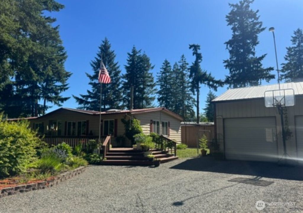 Photo of 27612 217th Avenue SE, Maple Valley, WA 98038 (MLS # 2444535)