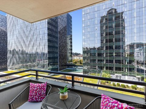 Photo of 177 107th Avenue NE #816, Bellevue, WA 98004 (MLS # 2554646)