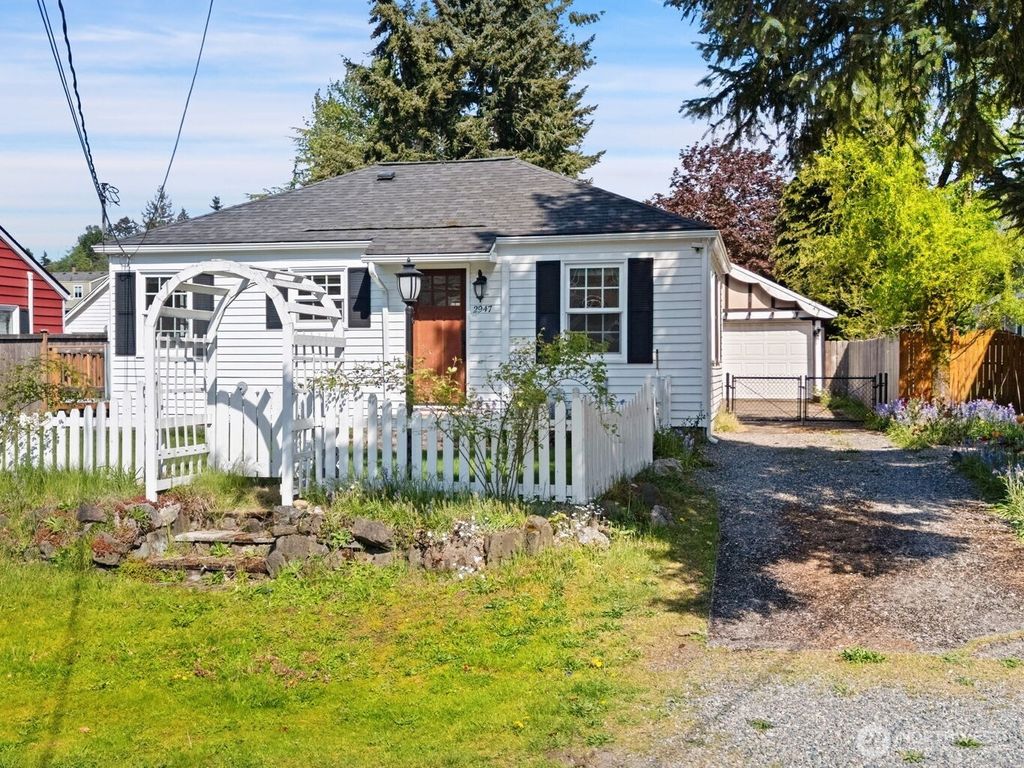 Photo of 2947 38th Avenue NE, Tacoma, WA 98422 (MLS # 2519104)