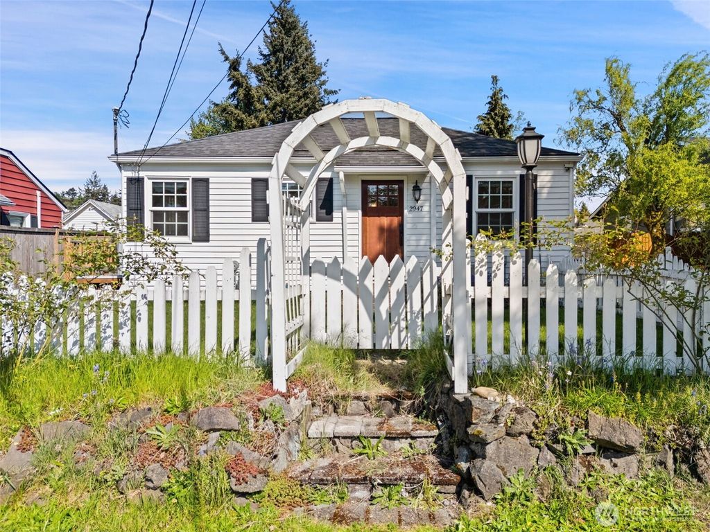 Photo of 2947 38th Avenue NE, Tacoma, WA 98422 (MLS # 2519104)