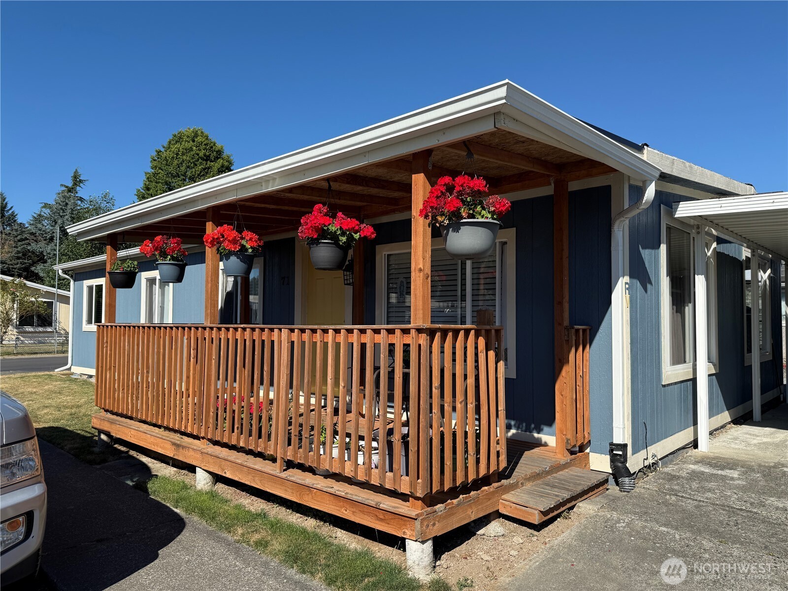 725 37th Street SE 71