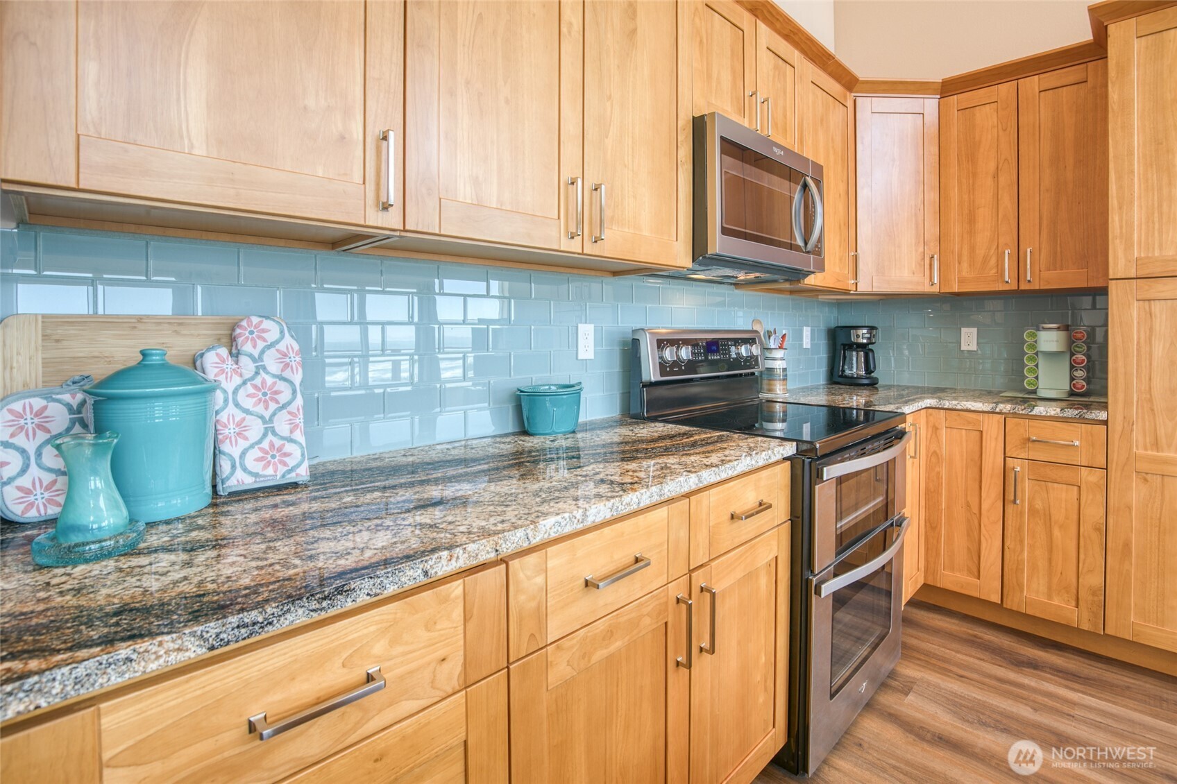 1511 E Ocean Shores Boulevard SW