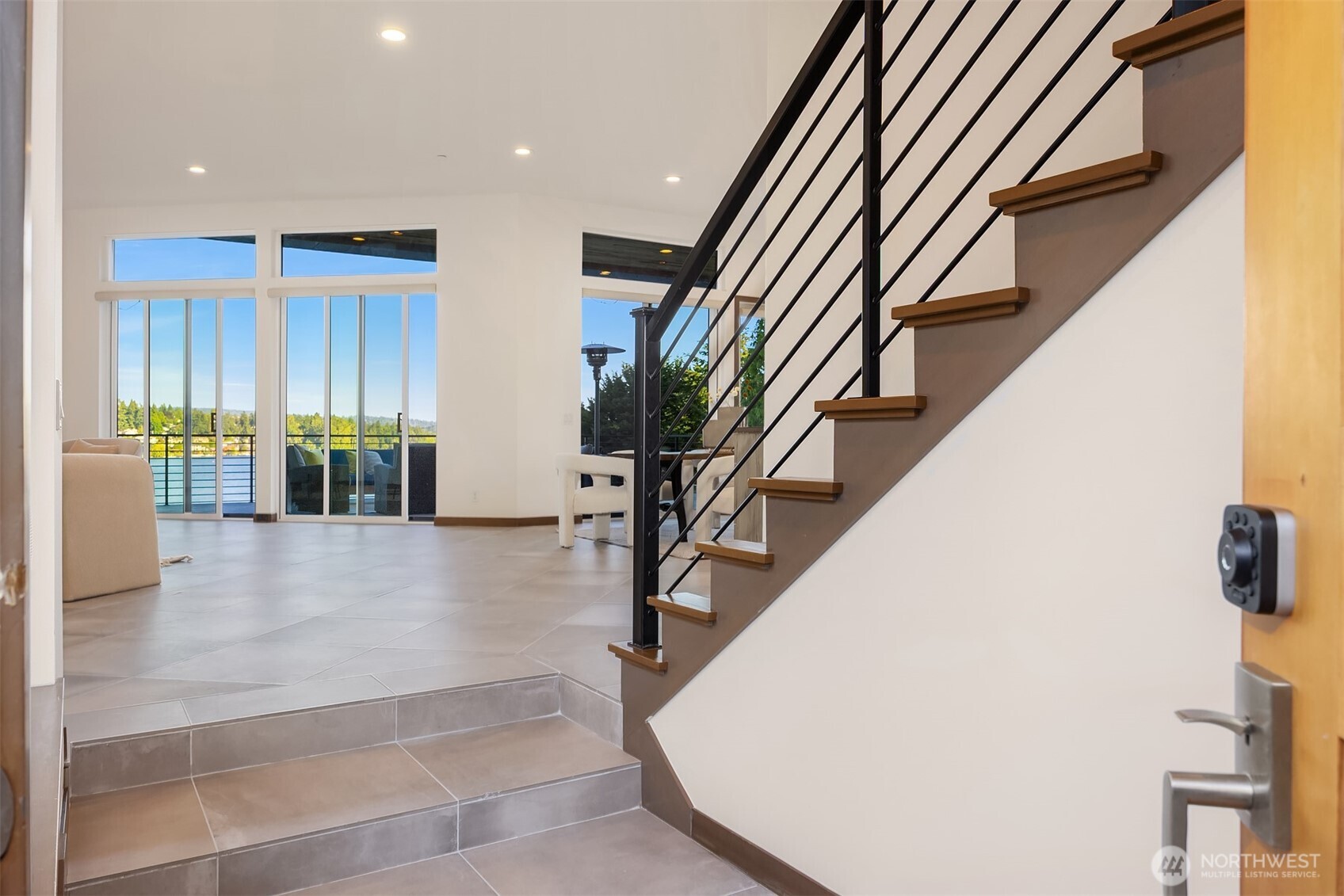 8553 NE Juanita Drive