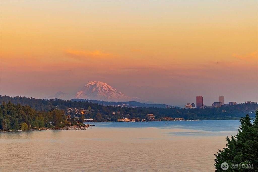 Photo of 8553 NE Juanita Drive, Kirkland, WA 98034 (MLS # 2376542)