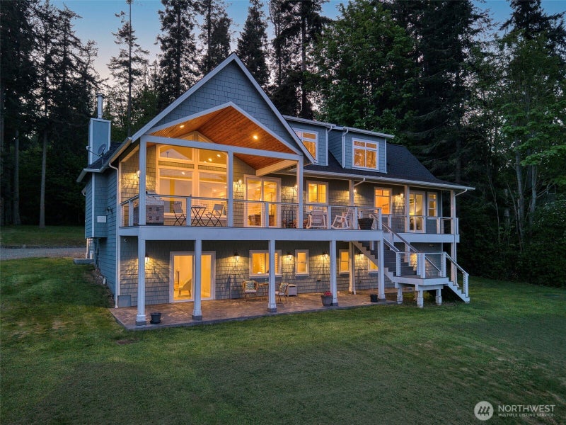 32326 Hoffman Road NE