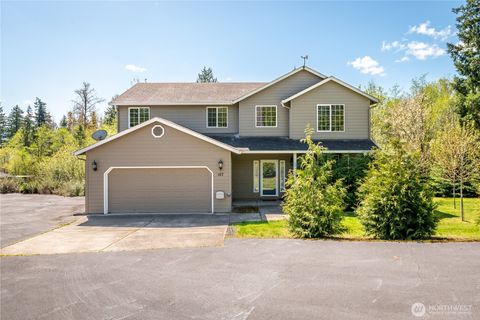 Photo of 107 Basswood Drive, Silverlake, WA 98645 (MLS # 2361192)