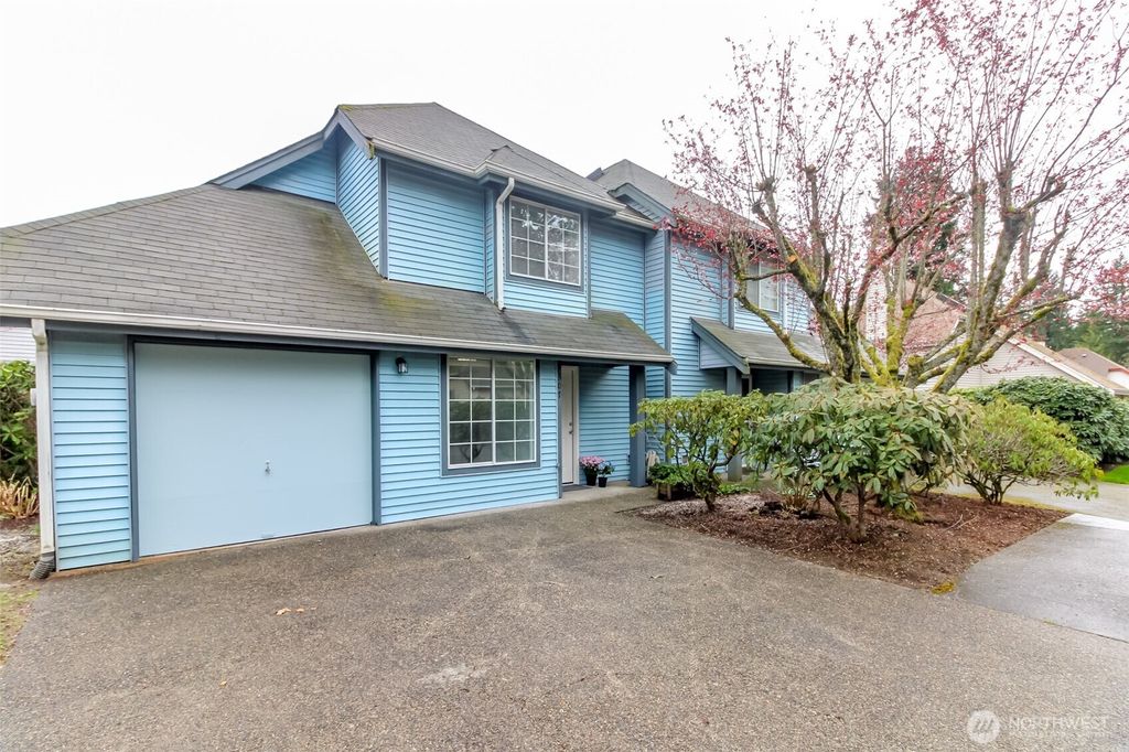 Photo of 307 S 328th Lane Ln, Federal Way, WA 98003 (MLS # 2495814)