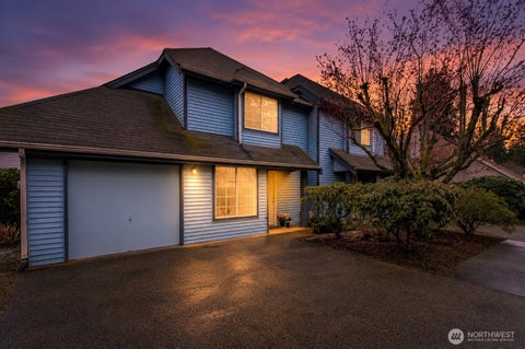 Photo of 307 S 328th Lane Ln, Federal Way, WA 98003 (MLS # 2495814)