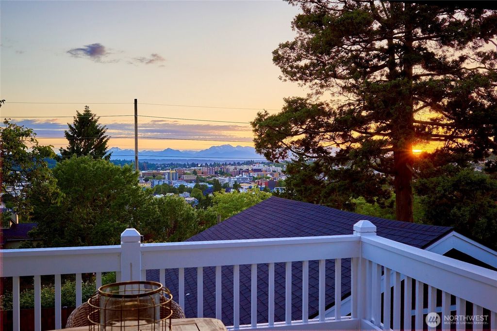 Photo of 5045 Baker Avenue NW, Seattle, WA 98107 (MLS # 2384388)