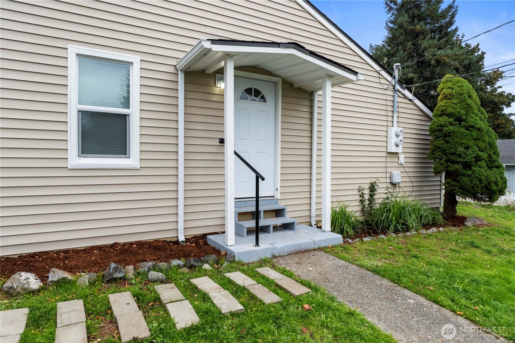221 Elm Street