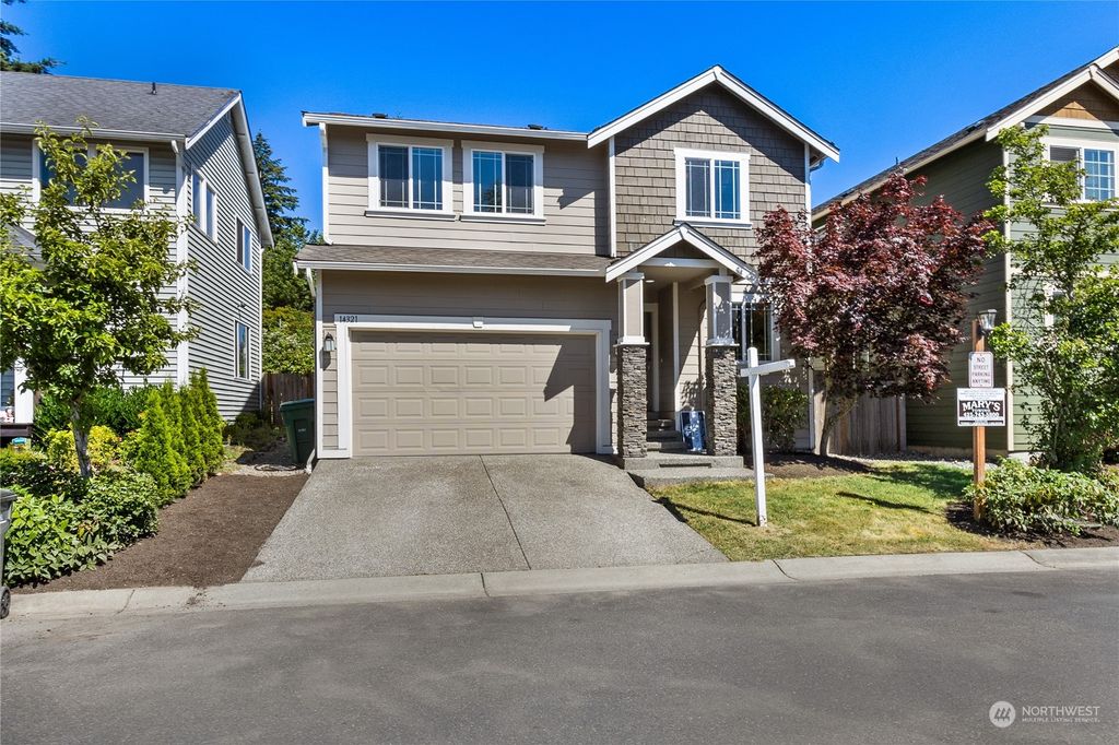 Photo of 14321 11th Place W, Lynnwood, WA 98087 (MLS # 2267111)