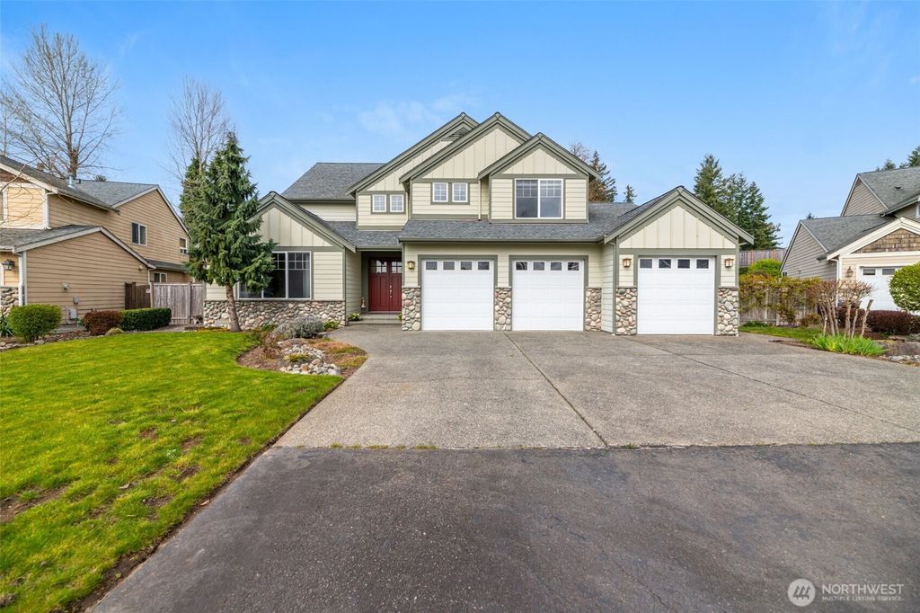Photo of 11906 SE 277th Street, Kent, WA 98030 (MLS # 2497109)