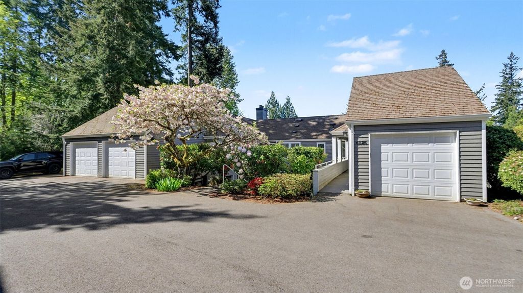 Photo of 4131 221st Place SE #2095, Issaquah, WA 98029 (MLS # 2516068)