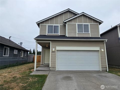Photo of 307 Baltimore Street, Longview, WA 98632 (MLS # 2433690)