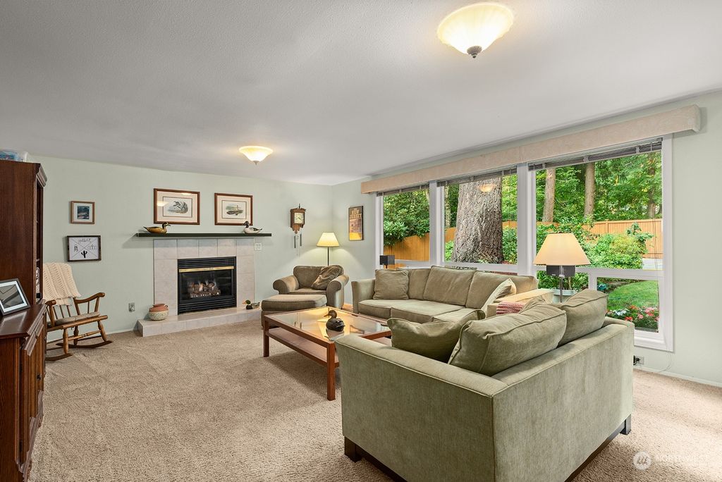 Photo of 3015 149th Street SE, Mill Creek, WA 98012 (MLS # 2127943)