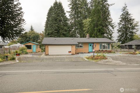 Photo of 6003 Central Park Drive, Aberdeen, WA 98520 (MLS # 2437721)
