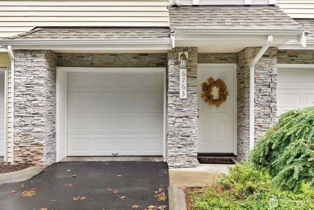Photo of 6763 SE Cougar Mountain Way #3, Bellevue, WA 98006 (MLS # 2332791)