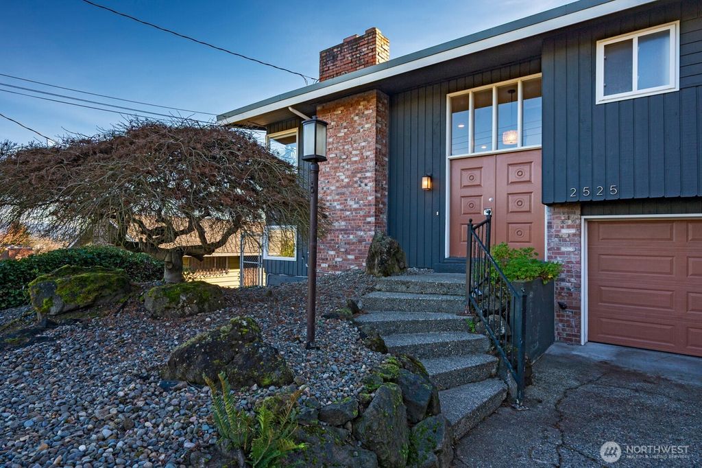 Photo of 2525 S Raymond Street, Seattle, WA 98108 (MLS # 2468454)